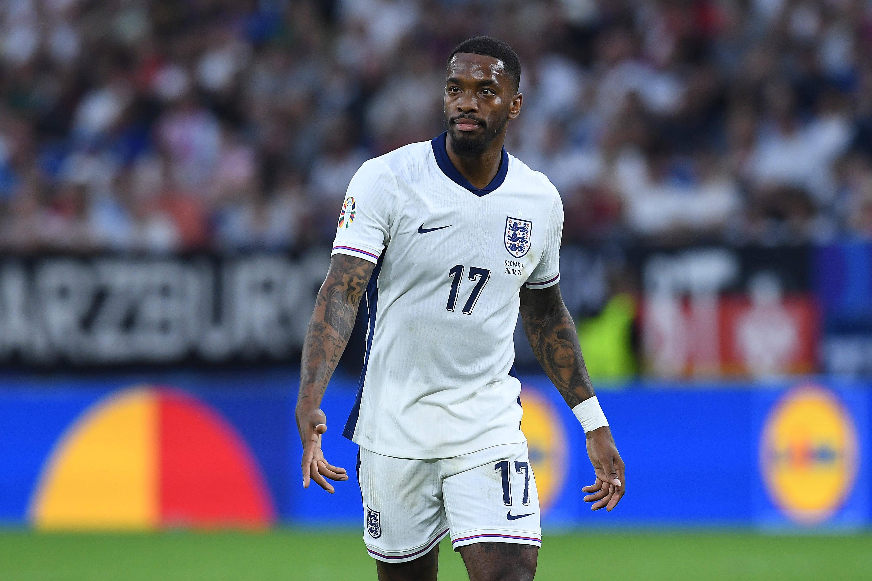 迪尼：图赫尔不考虑伊万-托尼真是愚蠢，只带两三个中锋根本不够